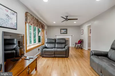 8905 Hazel Drive, Manassas, VA 20110 - Photo 25