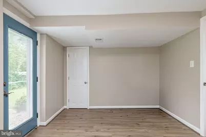 8905 Hazel Drive, Manassas, VA 20110 - Photo 35