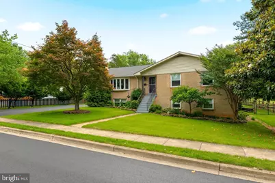 8905 Hazel Drive, Manassas, VA 20110 - Photo 3