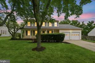 8878 Sweetbriar St, Manassas, VA 20110 - Photo 3