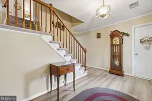 8878 Sweetbriar St, Manassas, VA 20110 - Photo 5