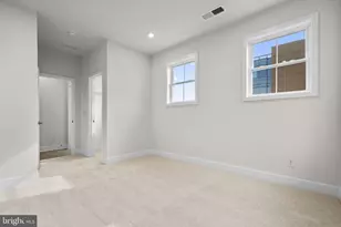 2 Grant Ave, Manassas, VA 20110 - Photo 25