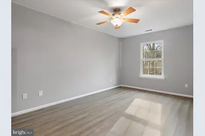 9422 Scarlet Oak Drive, Manassas, VA 20110 - Photo 15