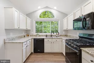 9603 Peony Ct, Manassas, VA 20110 - Photo 19