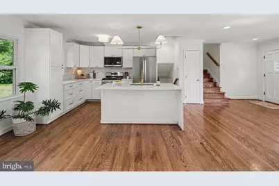 8904 Early Street, Manassas, VA 20110 - Photo 3