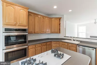 8218 Warfield Street, Manassas, VA 20110 - Photo 13