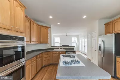 8218 Warfield Street, Manassas, VA 20110 - Photo 15