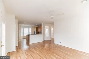 8218 Warfield St, Manassas, VA 20110 - Photo 9
