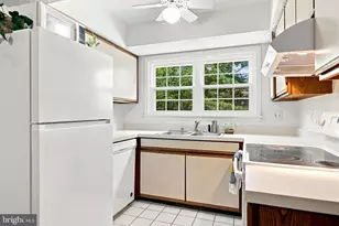 9220 Caspian Way, Manassas, VA 20110 - Photo 11