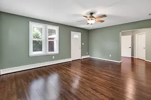 9021 Weir St, Manassas, VA 20110 - Photo 35