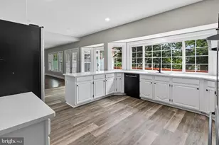 9434 Flowerden Ln, Manassas, VA 20110 - Photo 13
