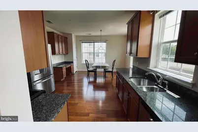 10275 Fountain Circle #306, Manassas, VA 20110 - Photo 7