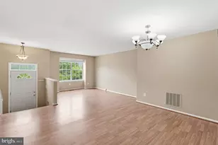 9571 Tudor Oaks Dr, Manassas, VA 20110 - Photo 3