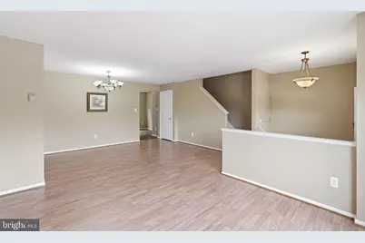 9571 Tudor Oaks Drive, Manassas, VA 20110 - Photo 5