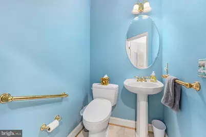 8605 Liberty Trl, Manassas, VA 20110 - Photo 25