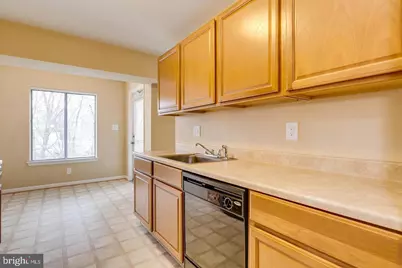 8393 Buttress Lane #202, Manassas, VA 20110 - Photo 7