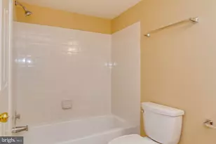 8393 Buttress Ln, Manassas, VA 20110 - Photo 11