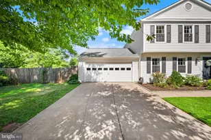 10300 Amberleigh Ct, Manassas, VA 20110 - Photo 5