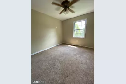 8701 Point Of Woods Drive, Manassas, VA 20110 - Photo 9