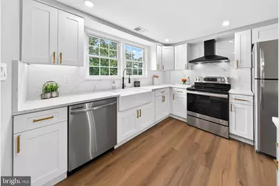 9093 Wharton Court, Manassas, VA 20110 - Photo 3