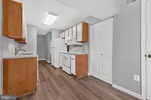 8372 Buttress Ln, Manassas, VA 20110 - Photo 11