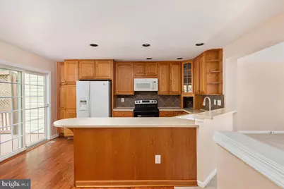 10251 Magnolia Grove Drive, Manassas, VA 20110 - Photo 3