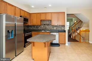 10246 Whitworth Ln, Manassas, VA 20110 - Photo 25
