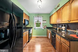 8519 Piney Point Ct, Manassas, VA 20110 - Photo 9