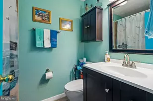 8519 Piney Point Ct, Manassas, VA 20110 - Photo 17