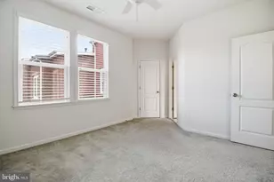 8922 Center St, Manassas, VA 20110 - Photo 35
