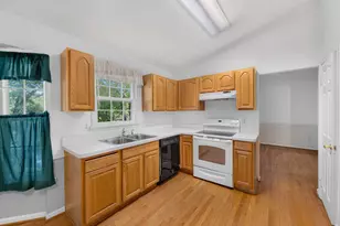 9734 Zimbro Ave, Manassas, VA 20110 - Photo 13
