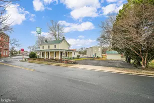 8920 Quarry Rd, Manassas, VA 20110 - Photo 1