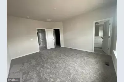 9389 Barnes Loop, Manassas, VA 20110 - Photo 5