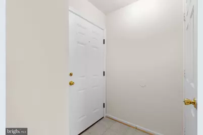 9250 Niki Place #302, Manassas, VA 20110 - Photo 3