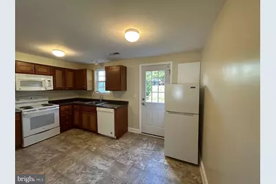 8447 Braxted Lane, Manassas, VA 20110 - Photo 9