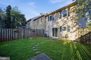 8650 Point of Woods Dr, Manassas, VA 20110 - Photo 37