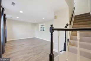 8650 Point of Woods Dr, Manassas, VA 20110 - Photo 7