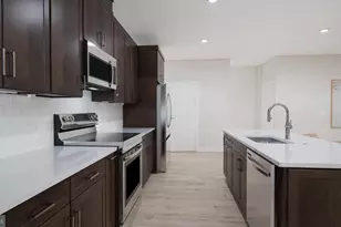9724 Main St, Manassas, VA 20110 - Photo 5