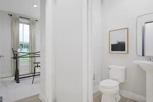 9724 Main St, Manassas, VA 20110 - Photo 11