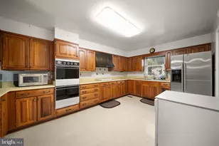 8904 Fort Dr, Manassas, VA 20110 - Photo 17