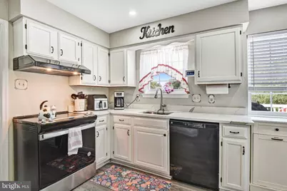 9208 Robin Lynn Court, Manassas, VA 20110 - Photo 13
