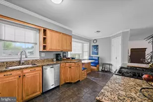 8705 Jackson Ave, Manassas, VA 20110 - Photo 9