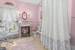 9309 West St, Manassas, VA 20110 - Photo 31
