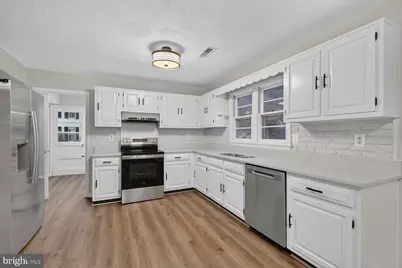 9601 Fairview Avenue, Manassas, VA 20110 - Photo 3