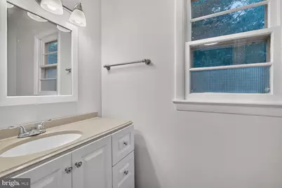 9601 Fairview Avenue, Manassas, VA 20110 - Photo 5