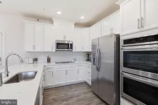 10308 Ratcliffe Trl, Manassas, VA 20110 - Photo 11