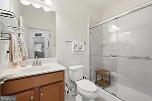 9202 Charleston Dr, Manassas, VA 20110 - Photo 13