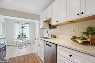 9574 Jayhawk Terrace, Manassas, VA 20110 - Photo 13