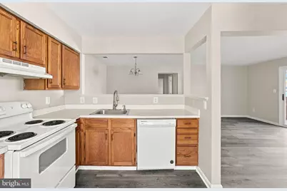 9454 Scarlet Oak Drive, Manassas, VA 20110 - Photo 5