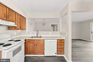 9454 Scarlet Oak Dr, Manassas, VA 20110 - Photo 5